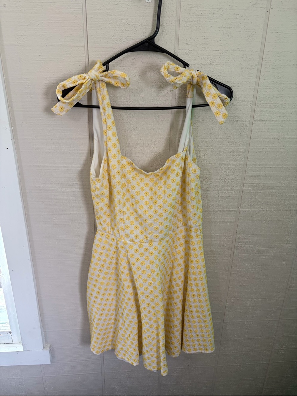 Trixxi Yellow Daisy Tie-Shoulder Mini Dress